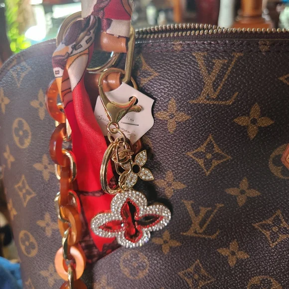 FASHION NEW BAG/ KEY CHARMS - Picture 5 of 5